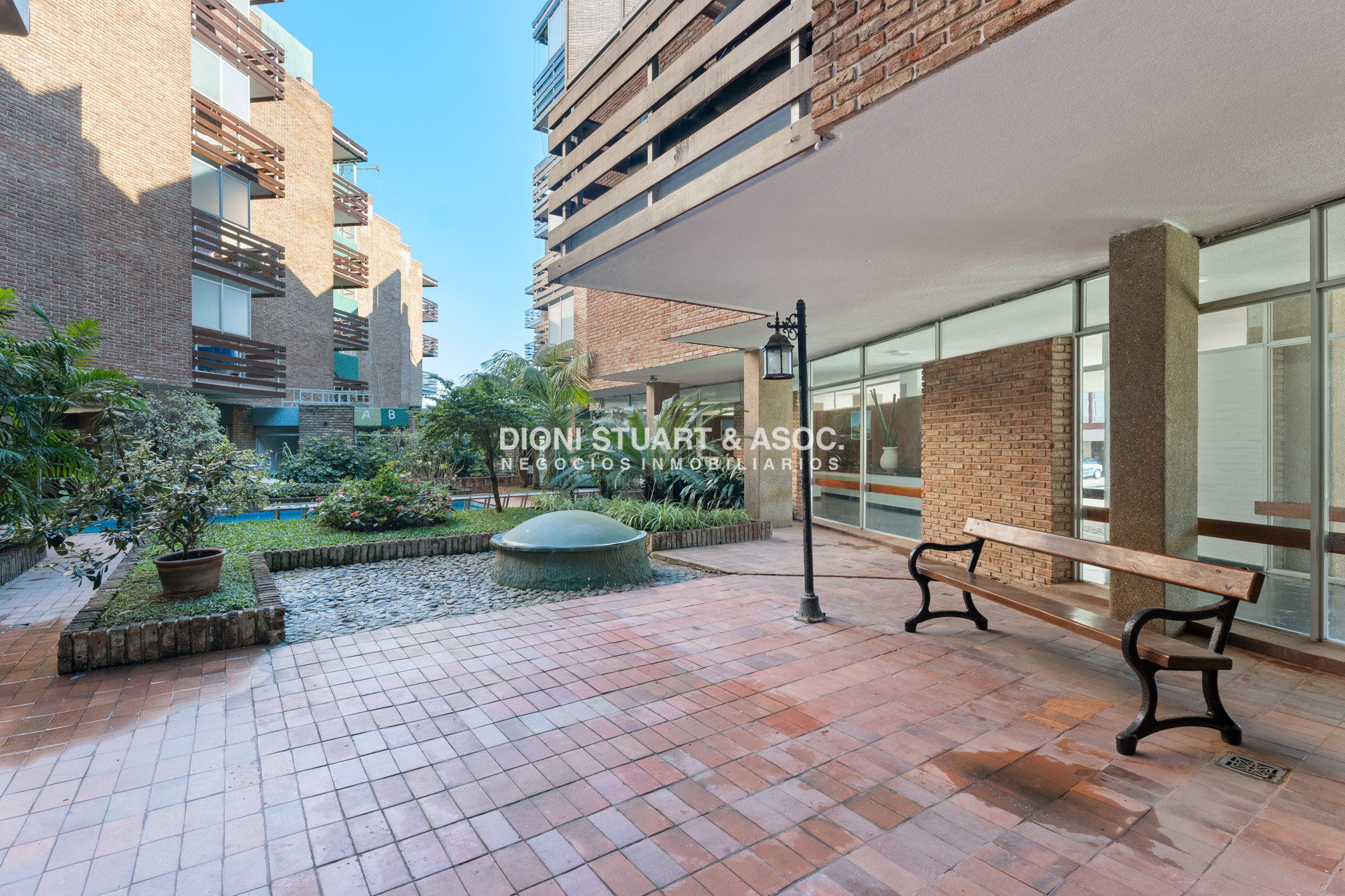 Apartamento ID.688 - Apartamento en Oportunidad Frente al Mar - Euromar - 3 Dormitorios