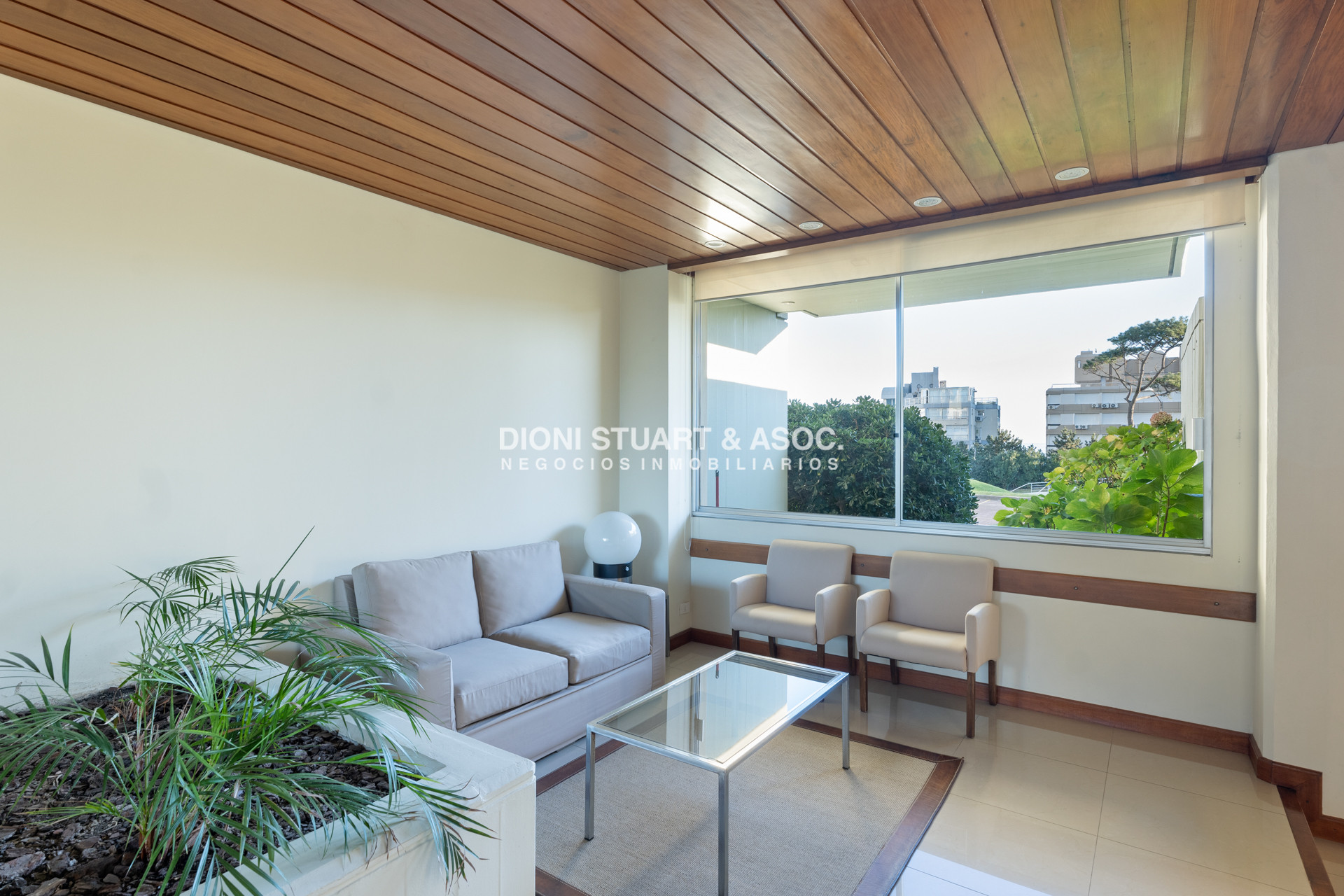 Apartamento ID.687 - Alquiler de Temporada - Edificio Fragata - Frente al Mar - 3 Dormitorios - Todos los Amenities