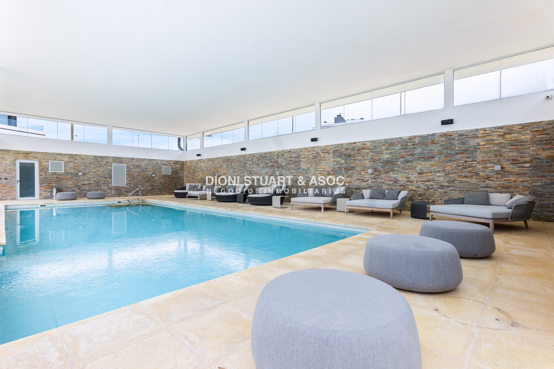 Apartamento ID.874 - Tiburon Terrazas Barra SS - Semi piso con piscina