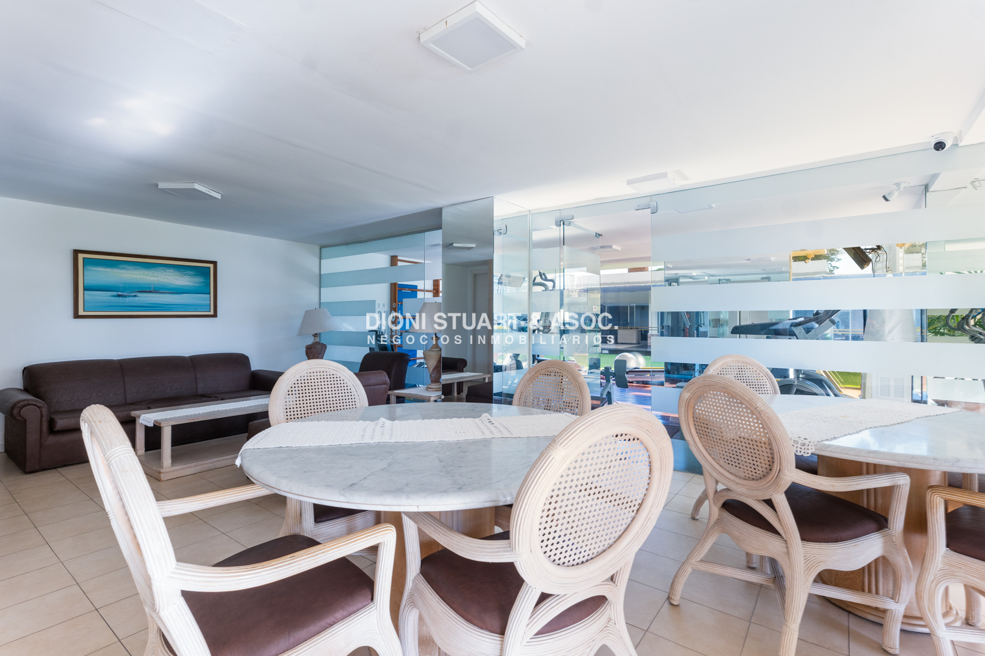 Apartamento ID.909 - DEPARTAMENTO EN VENTA DE 2 DORMITORIOS Y MEDIO - EDIFICIO LONG BEACH - TODOS LOS AMENITIES