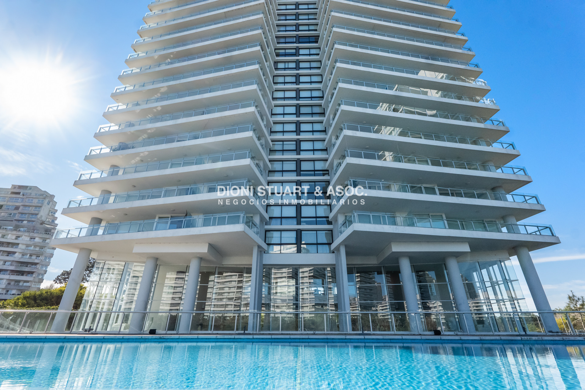 Apartamento ID.1067 - VENTA APARTAMENTO 4 DORMITORIOS PLAYA BRAVA - EDIFICIO ONE I
