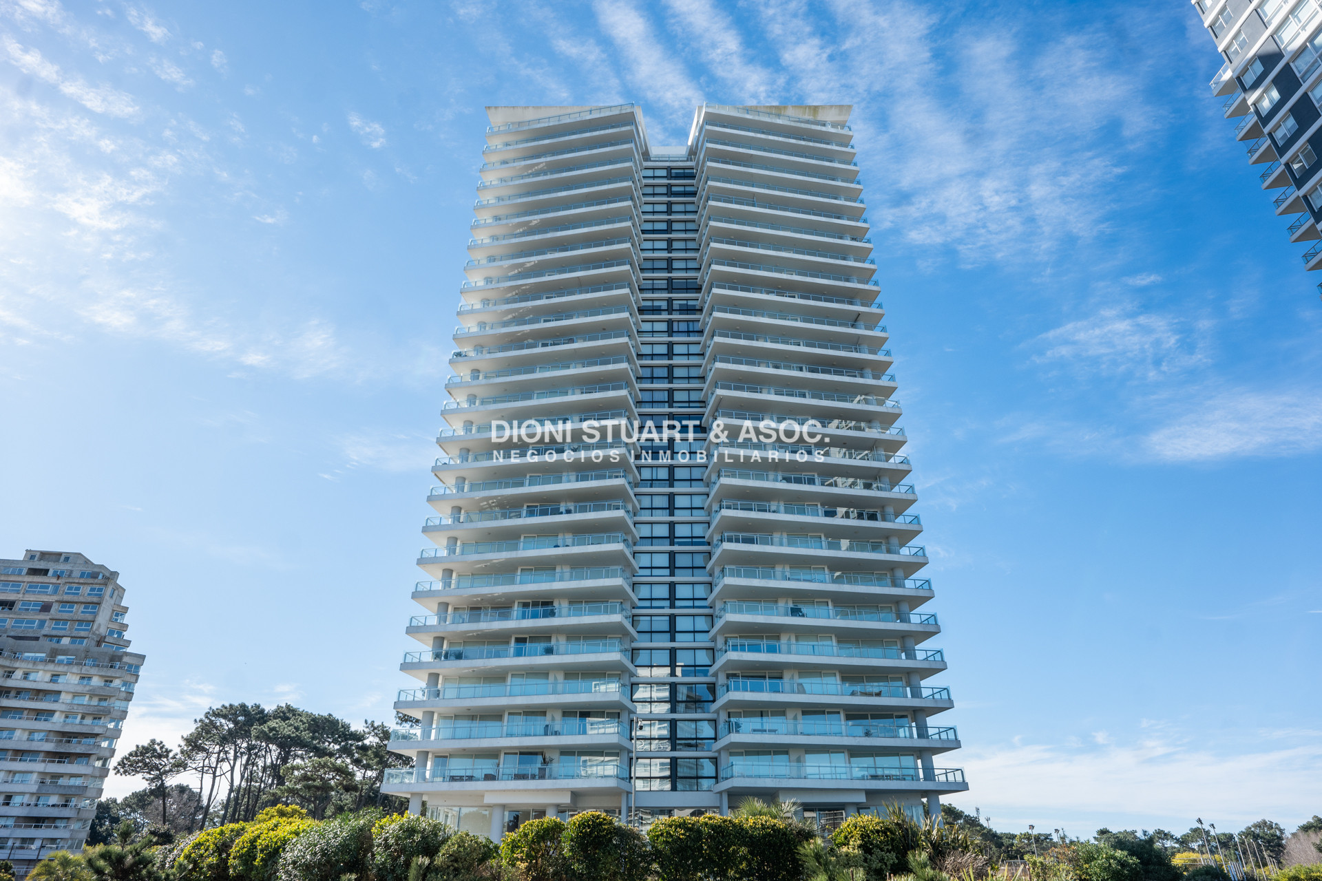 Apartamento ID.1067 - VENTA APARTAMENTO 4 DORMITORIOS PLAYA BRAVA - EDIFICIO ONE I