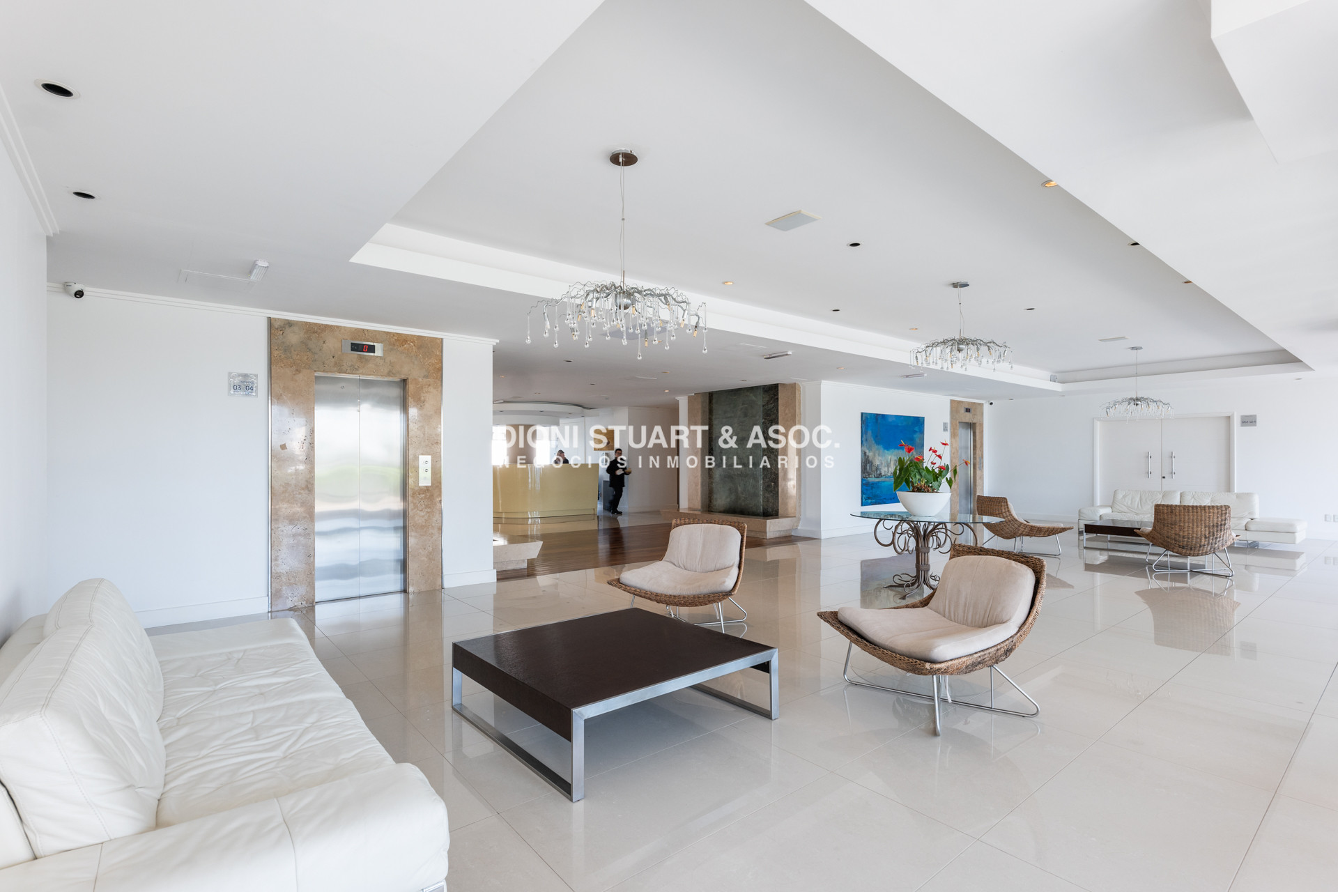 Apartamento ID.739 - DEPARTAMENTO EN VENTA EN CASINO TOWER - 2 DORM EN SUITE - TODOS LOS AMENITIES
