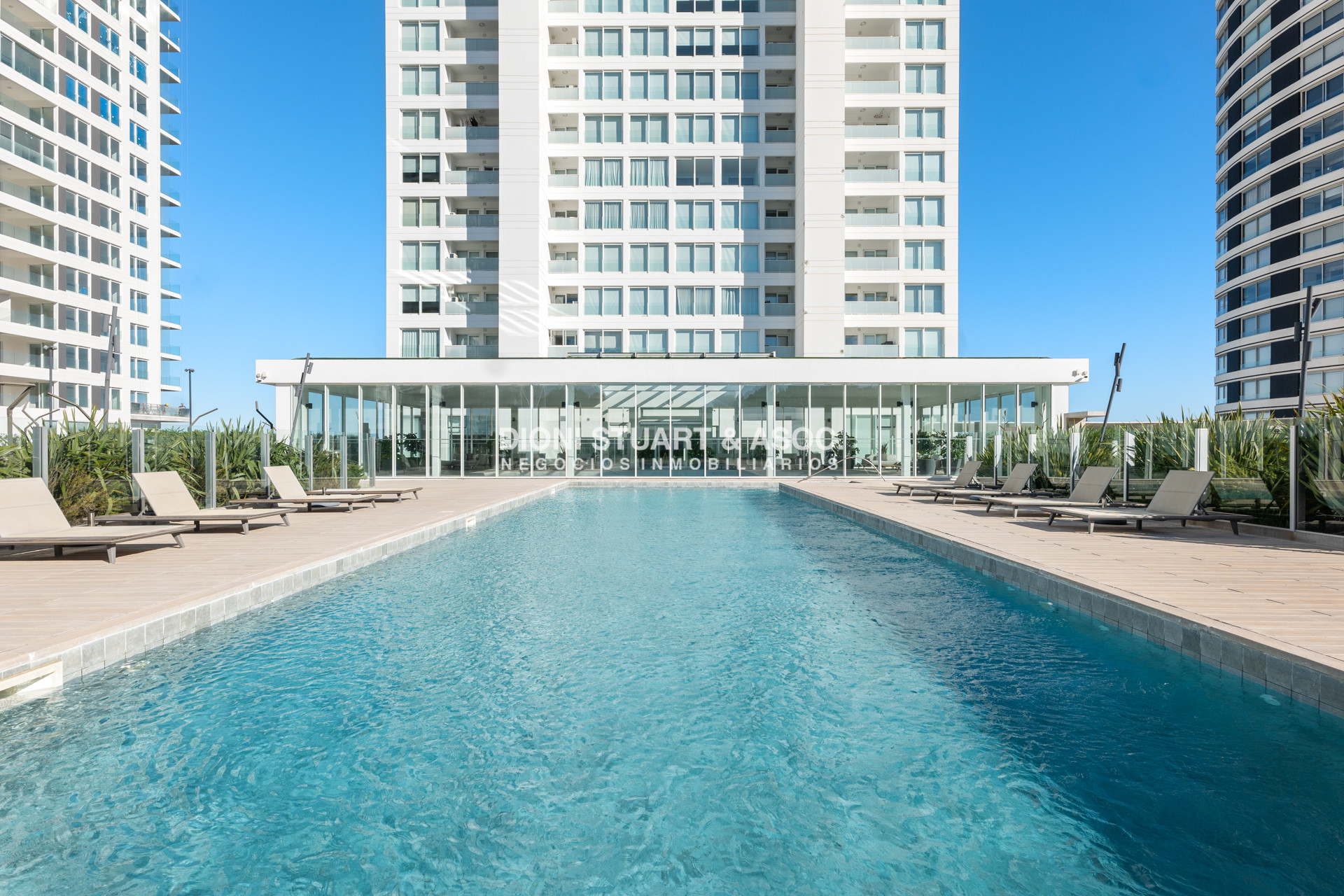 Apartamento ID.829 - DEPARTAMENTO EN VENTA EN LE PARC III UNIFICADO - IMPONENTE