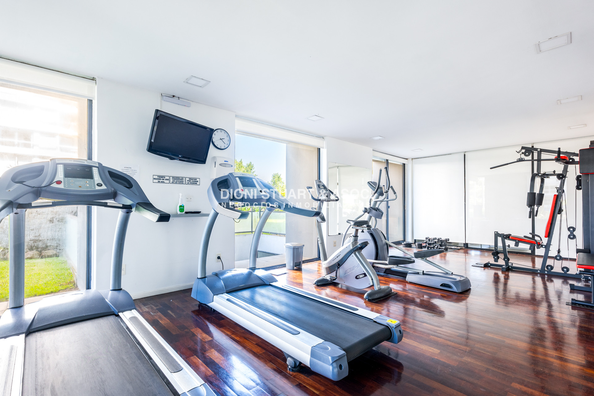 Apartamento ID.882 - DEPARTAMENTO EN VENTA EN ROOSEVELT - 2 DORMITORIOS - EXCELENTE SOL - JARDINES DEL COUNTRY