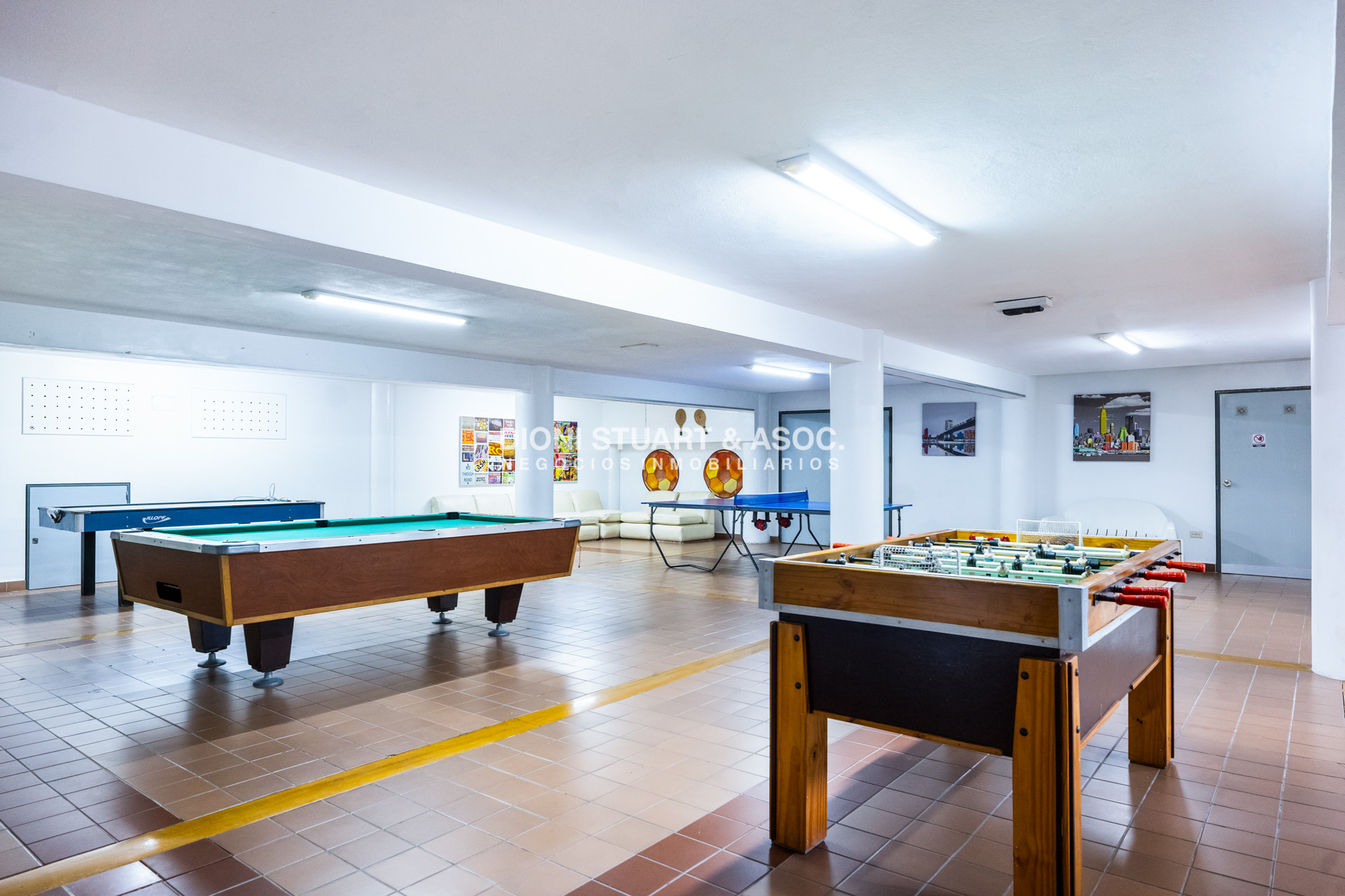 Apartamento ID.962 - APARTAMENTO EN VENTA 2 DORMITORIOS RECICLADO EN EDIFICIO VAN GOOGH - PENINSULA PUNTA DEL ESTE