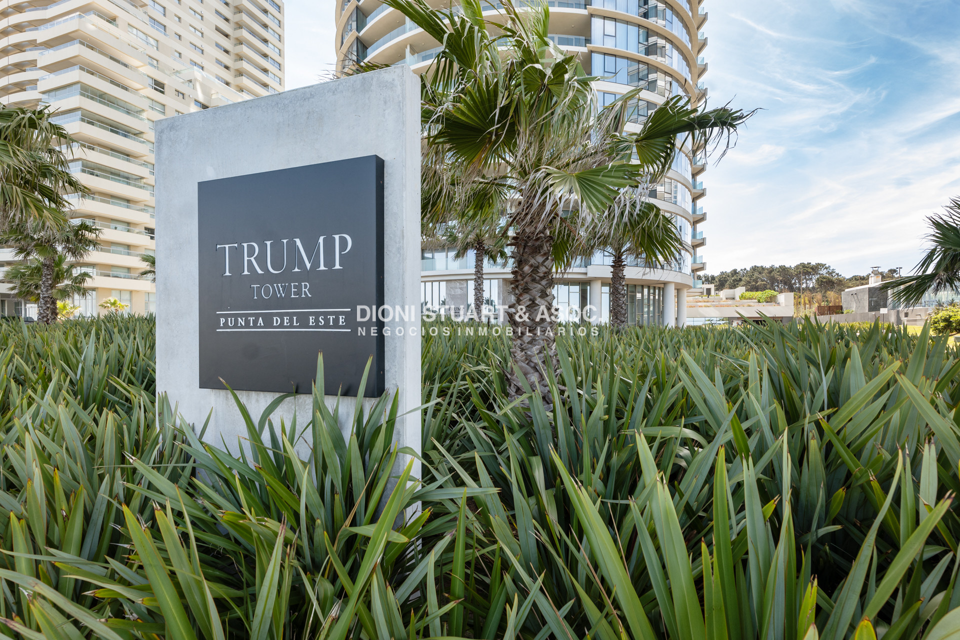 Apartamento ID.1122 - VENTA APARTAMENTO TRUMP TOWER - 2 SUITES + TOILETTE