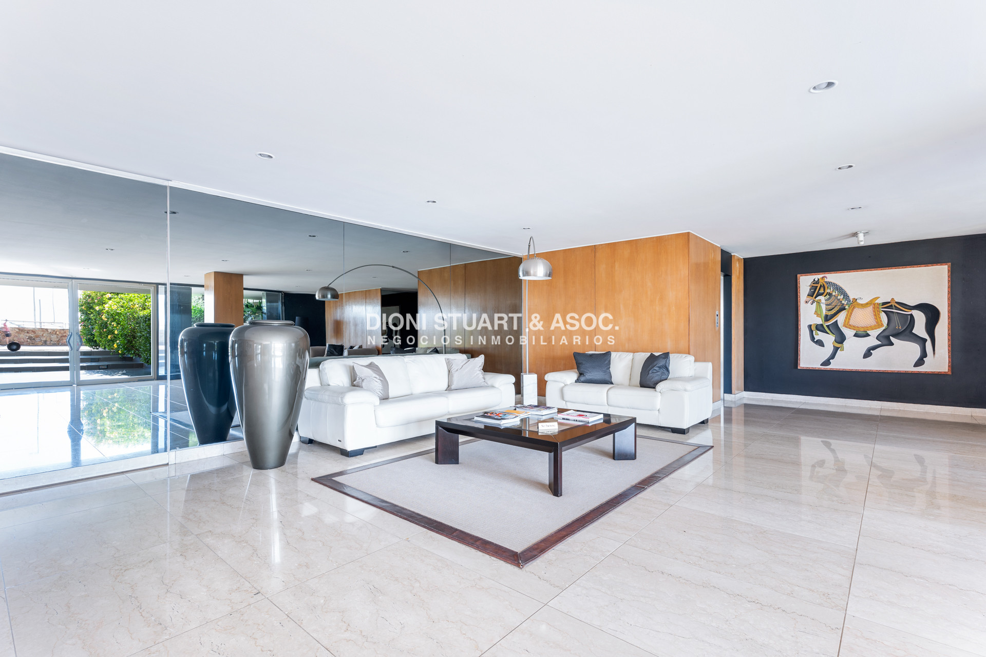 Apartamento ID.635 - Portofino - Increíble Vista Al Puerto - 3 Dorm en Suite + Dep.