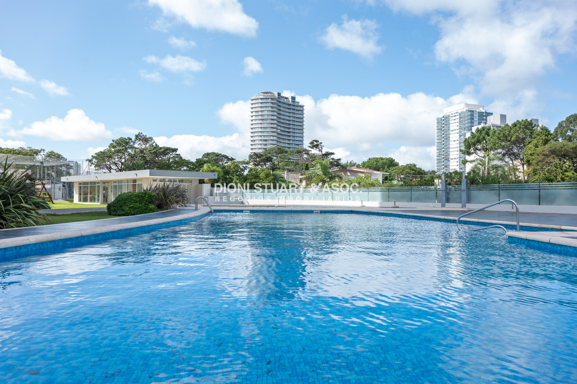 Apartamento ID.660 - Alquiler Anual o Invernal - Temporada  - Miami Boulevard I - 2 Dormitorios - Todos los Amenities - Playa Mansa