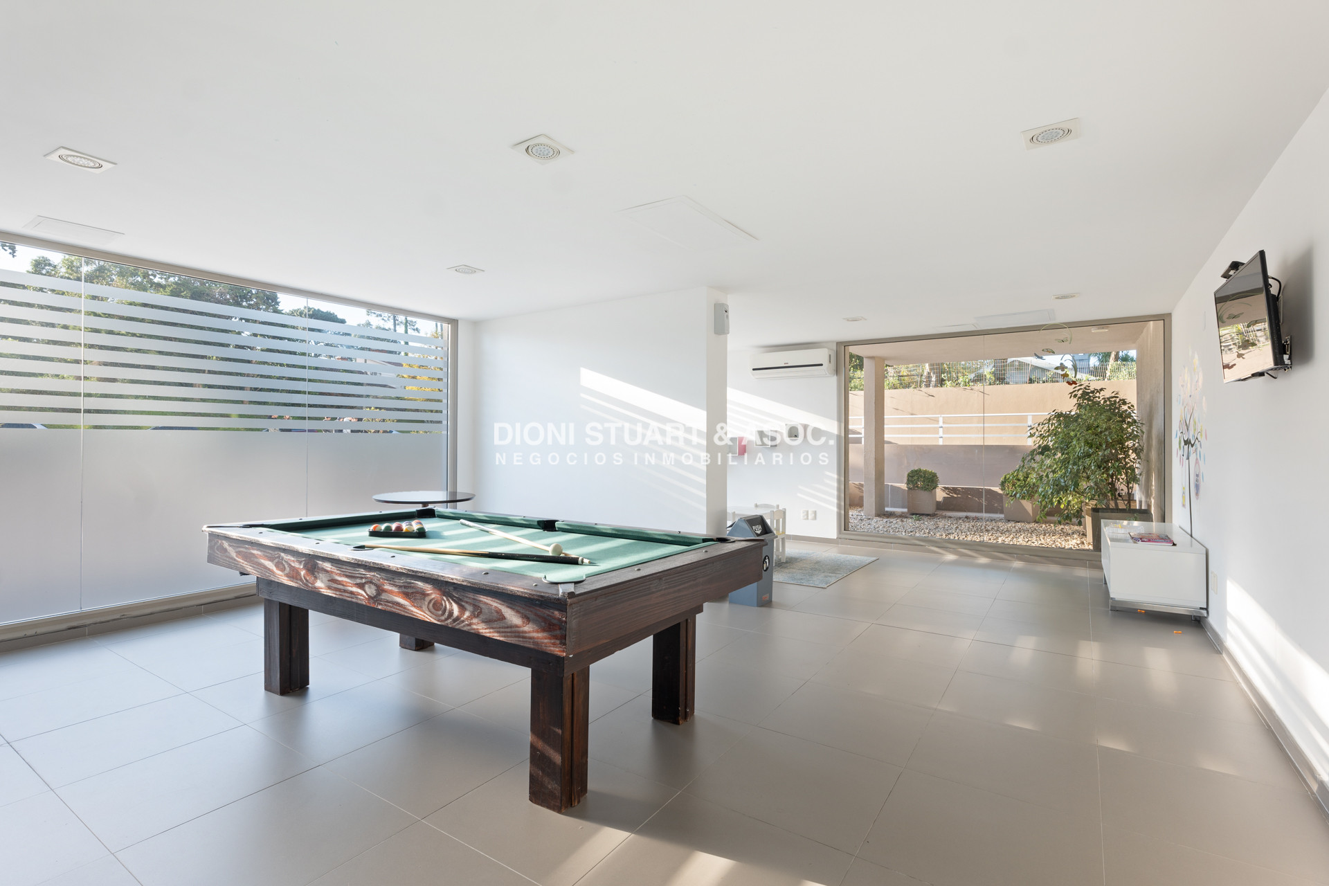 Apartamento ID.669 - Stradivarius - 3 Dormitorios - Piso Alto
