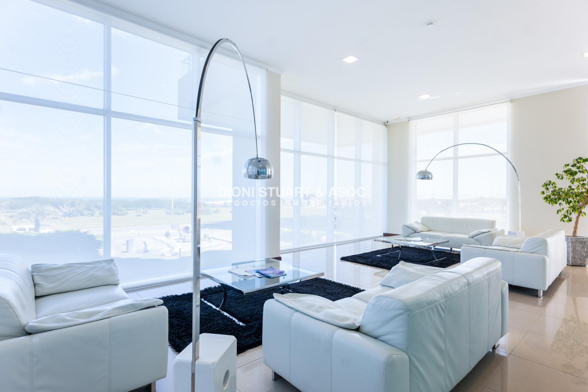 Apartamento ID.839 - Torre Lobos Esquinero - 3 Dorm en suite + Dep.