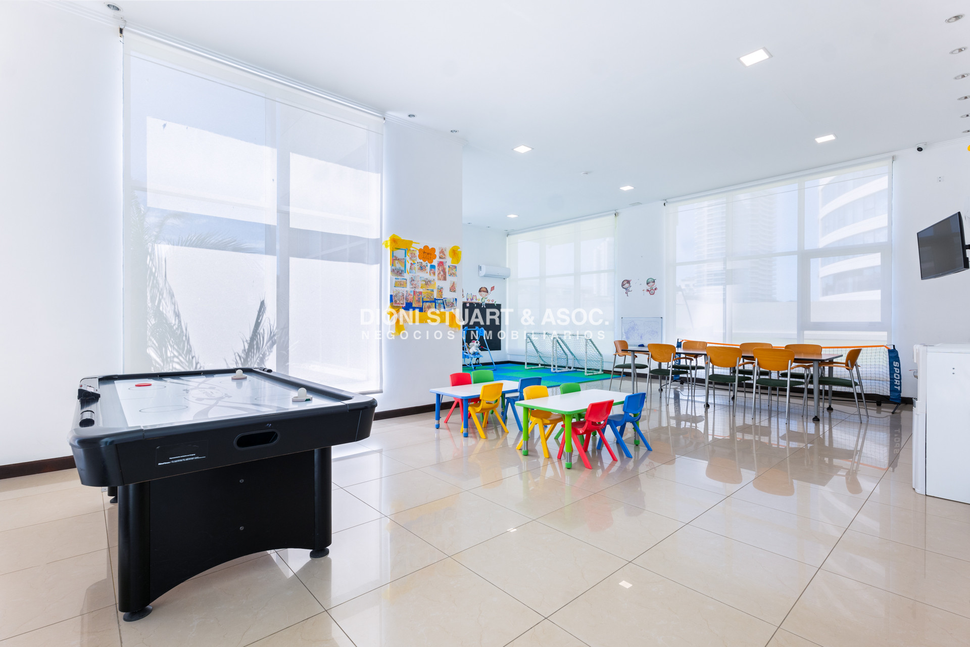 Apartamento ID.839 - Torre Lobos Esquinero - 3 Dorm en suite + Dep.