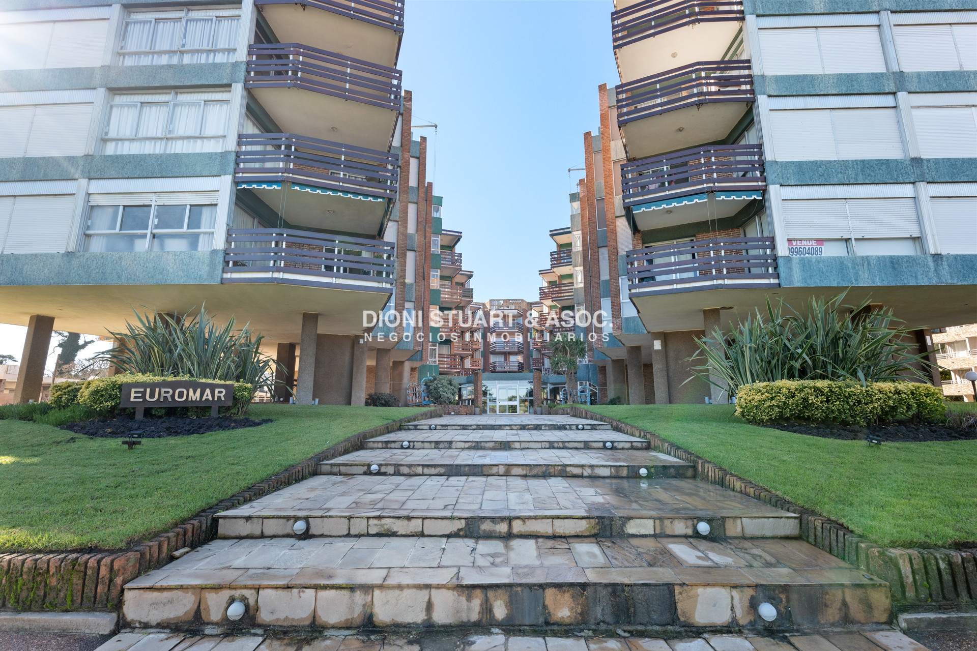 Apartamento ID.688 - Apartamento en Oportunidad Frente al Mar - Euromar - 3 Dormitorios