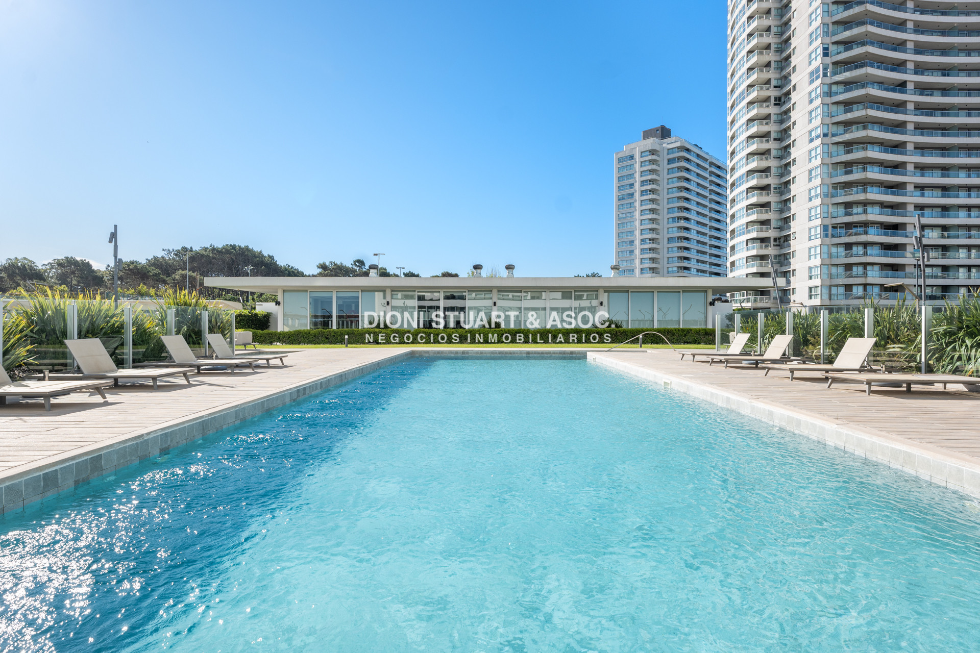 Apartamento ID.829 - DEPARTAMENTO EN VENTA EN LE PARC III UNIFICADO - IMPONENTE