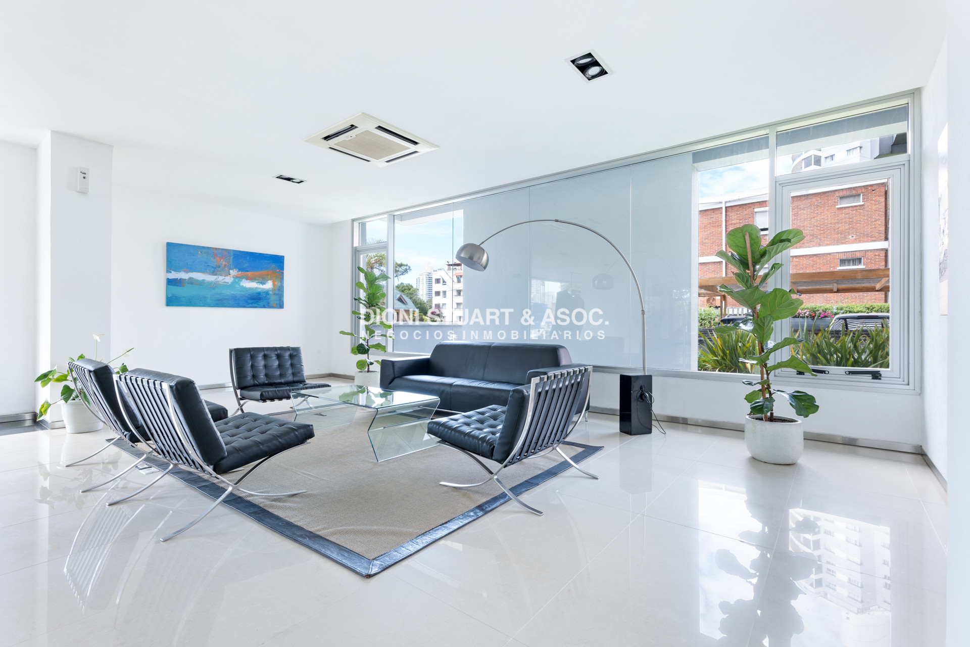 Apartamento ID.601 - Forest Tower 2 - Piso Alto - 3 Dorm