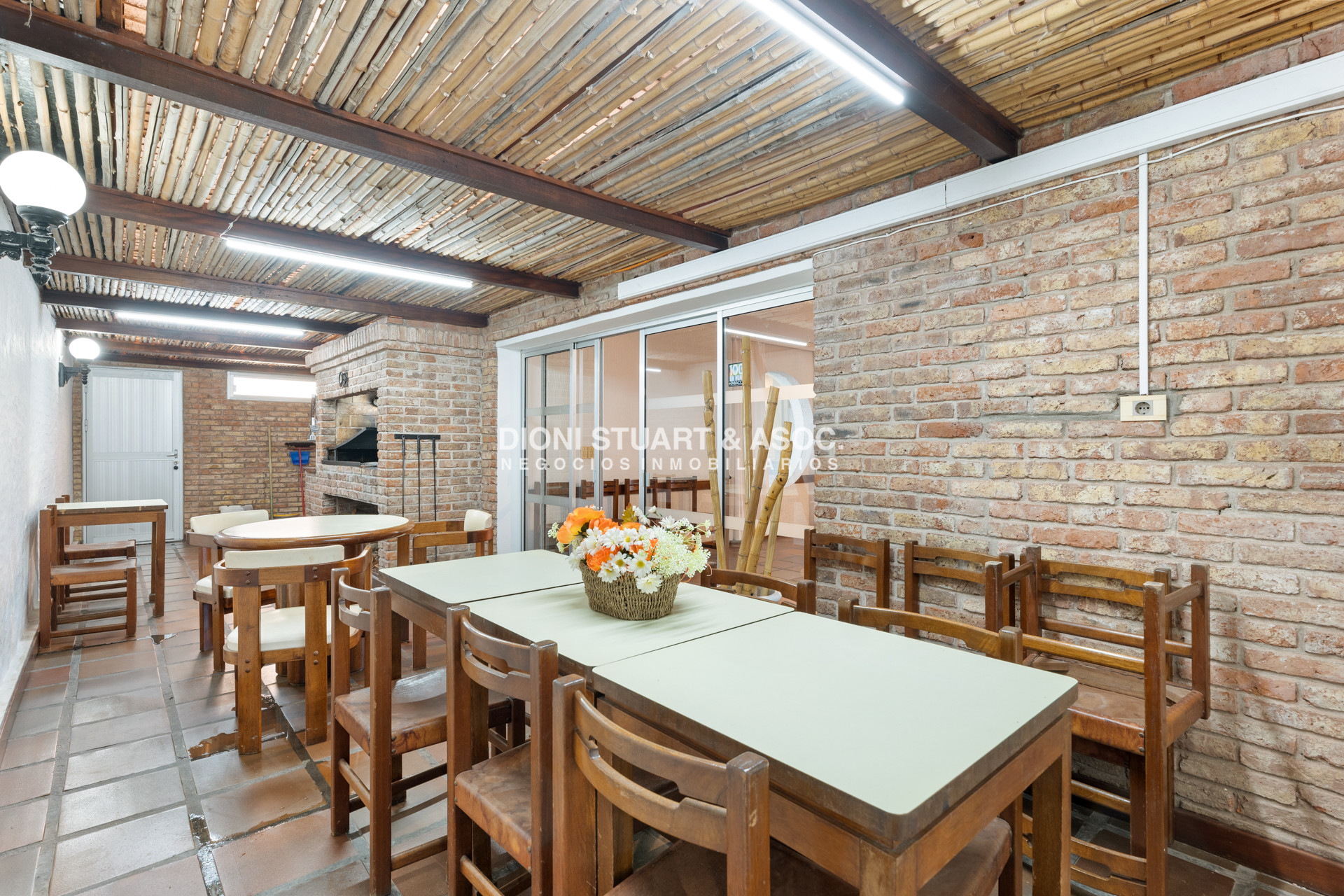 Apartamento ID.688 - Apartamento en Oportunidad Frente al Mar - Euromar - 3 Dormitorios