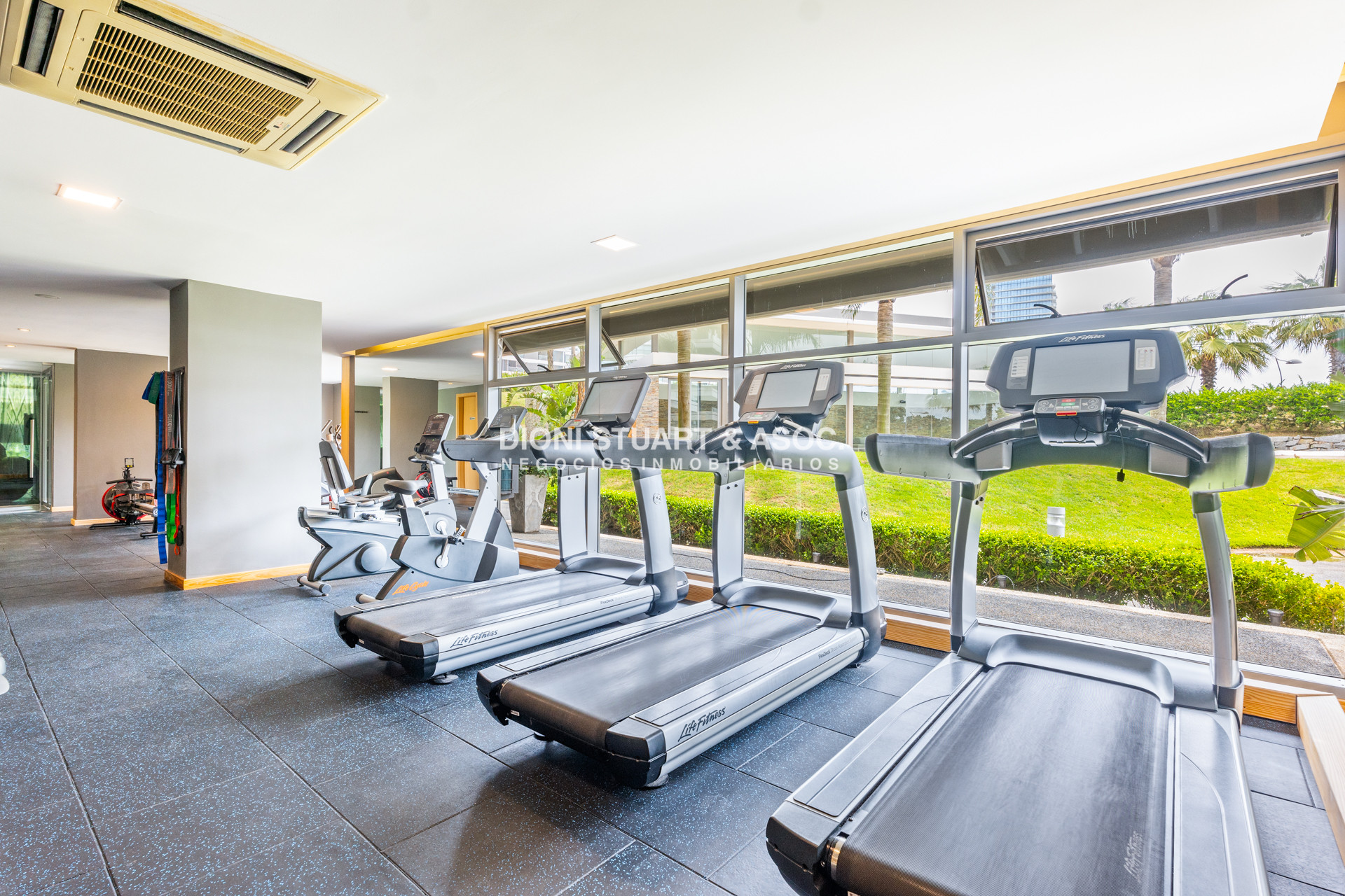 Apartamento ID.874 - Tiburon Terrazas Barra SS - Semi piso con piscina