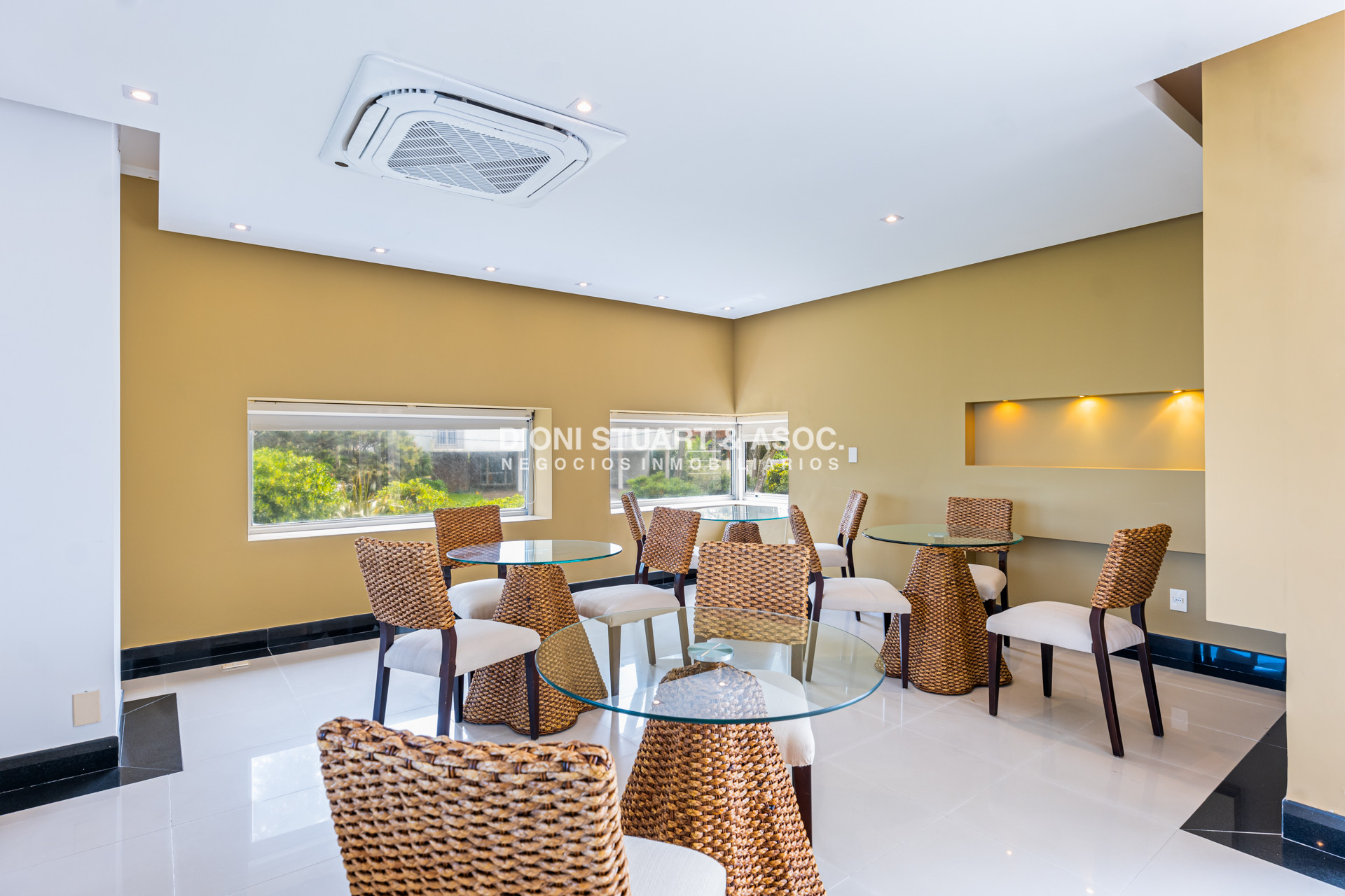 Apartamento ID.790 - Apartamento en Venta - 3 Dormitorios en Suite - Sea & Forest - Playa Mansa