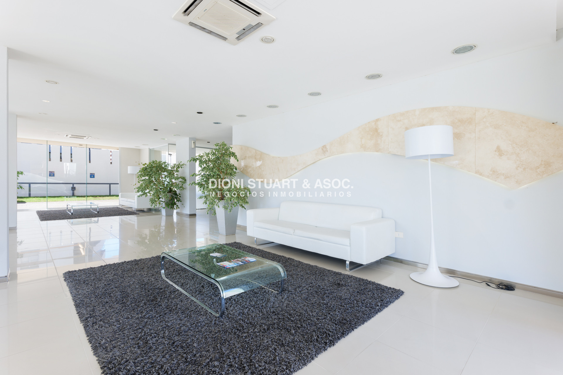 Apartamento ID.516 - APARTAMENTO EN VENTA EN PUNTA DEL ESTE - 2 DORMITORIOS - MODERNO - CERCA DEL MAR - EDIFICIO ARENAS DEL MAR