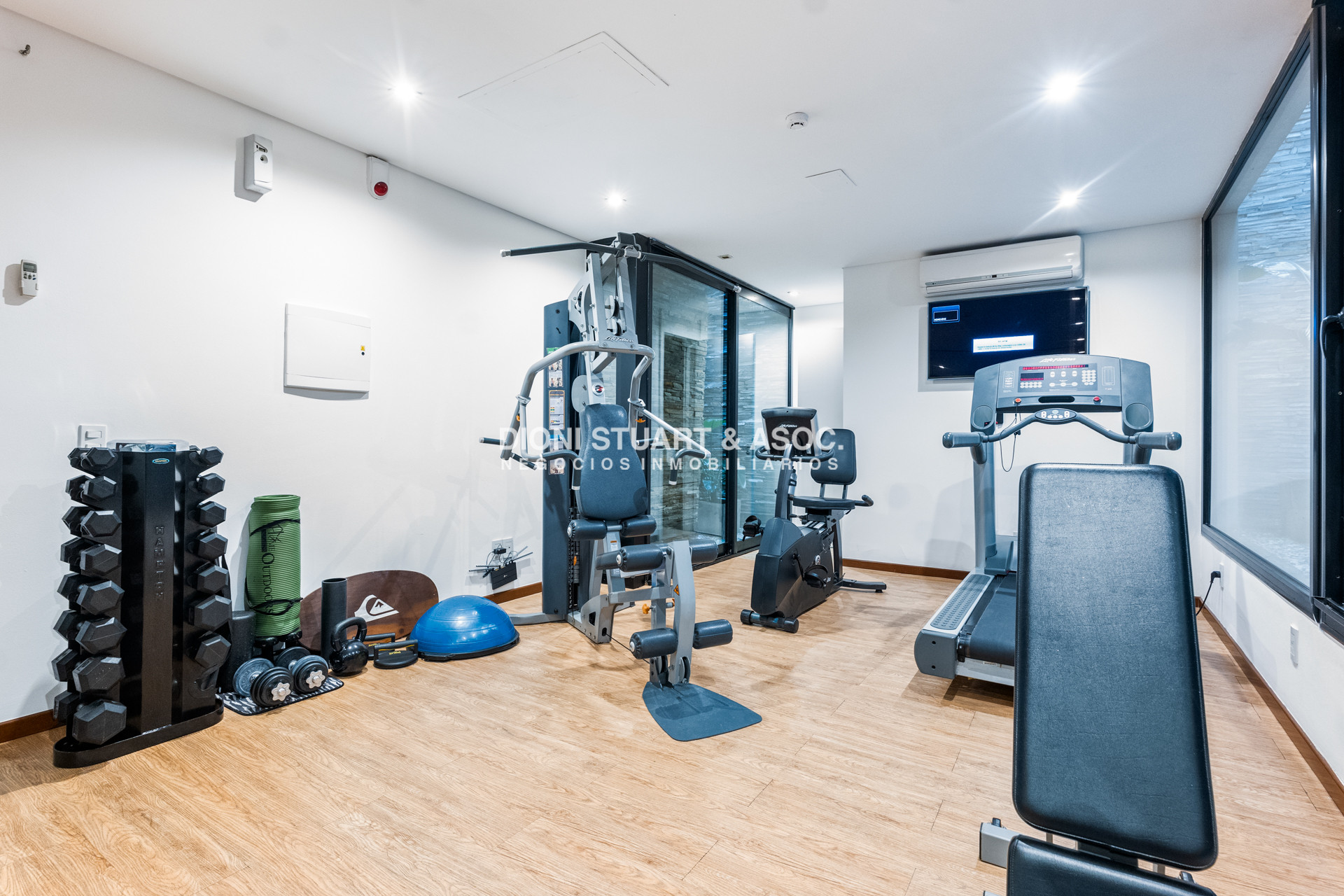 Apartamento ID.905 - LE BLEU - DEPARTAMENTO FRENTE AL PUERTO PENT HOUSE - 3 DORM EN SUITES + DEP.