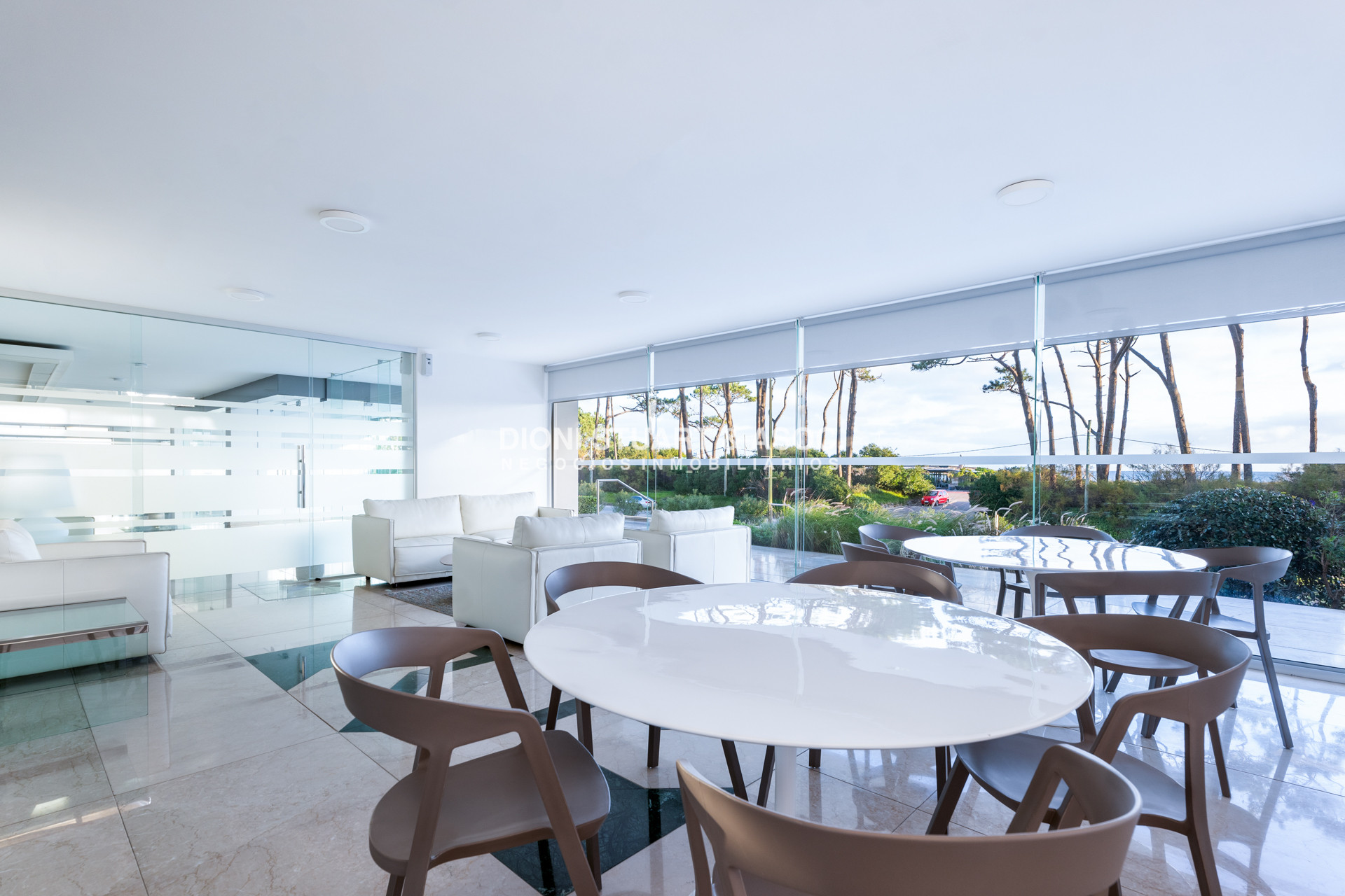 Apartamento ID.978 - APARTAMENTO EN VENTA EN EDIFICIO IMARANGATU - 3 DORM + DEP. CON PARRILLERO