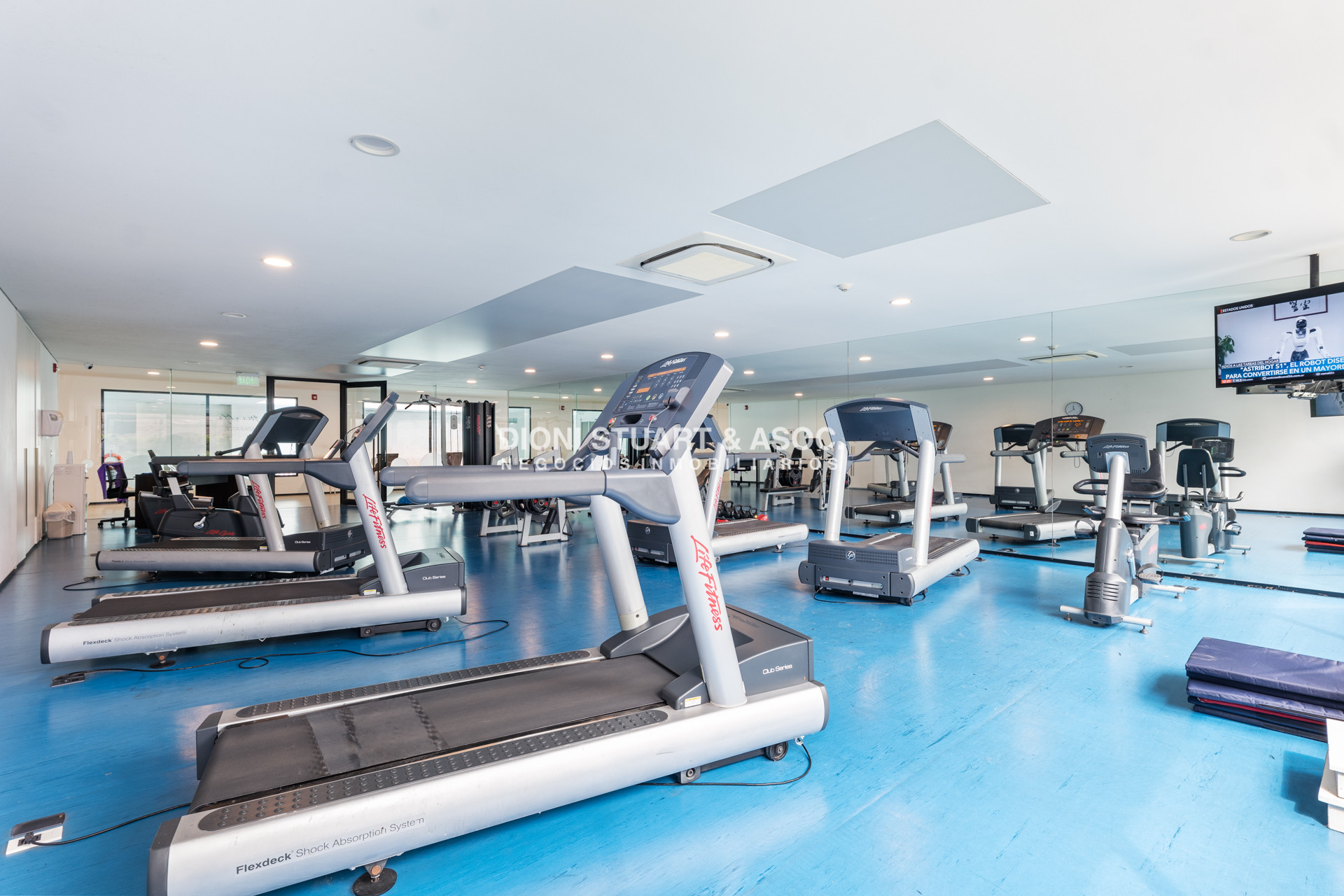 Apartamento ID.778 - Apartamento en Venta en Oportunidad - Roosevelt Center - 3 Dormitorios - Reciclado