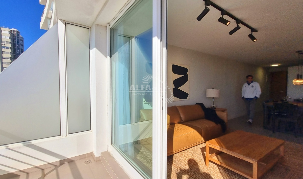 Apartamento ID.6485 - Amplio apartamento de 1 dormitorio y 2 baños con garaje, posible 1 dorm. y medio. 