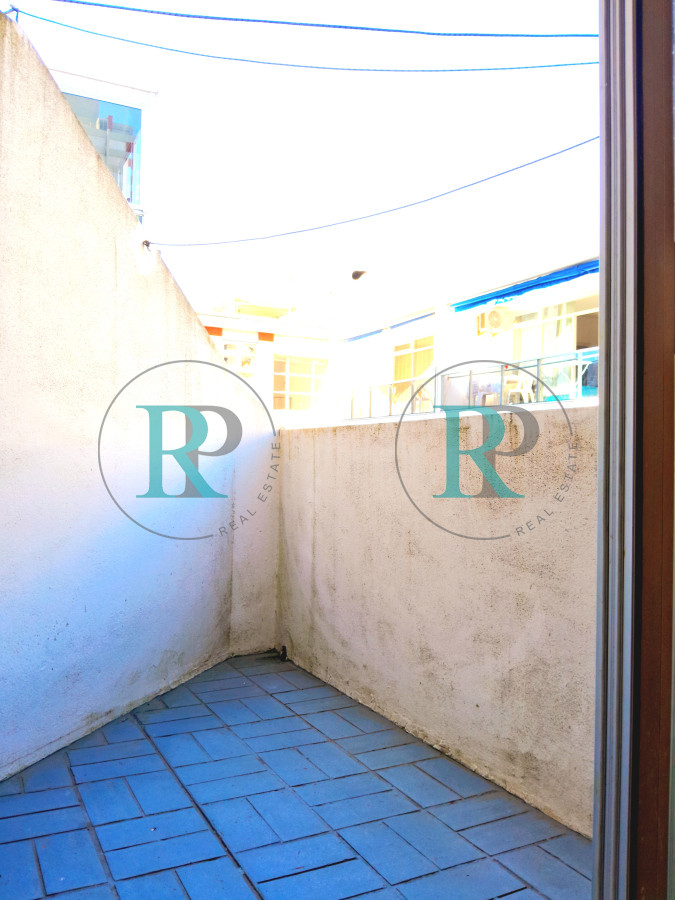 Apartamento ID.2161 - Oportunidad de negocio! Apartamento de 2 dormitorios y 2 baños con bajos gastos! 
