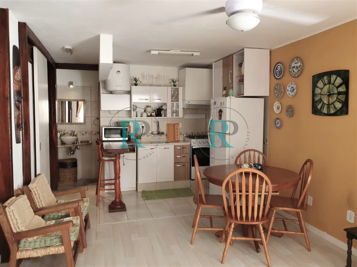 Apartamento ID.2646 - Apartamento en venta, oportunidad en Península, Punta del Este. 