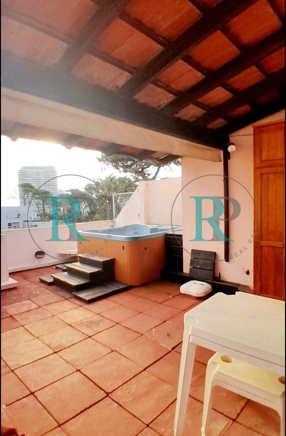 Apartamento ID.2457 - apartamento en venta de 3 dormitorios