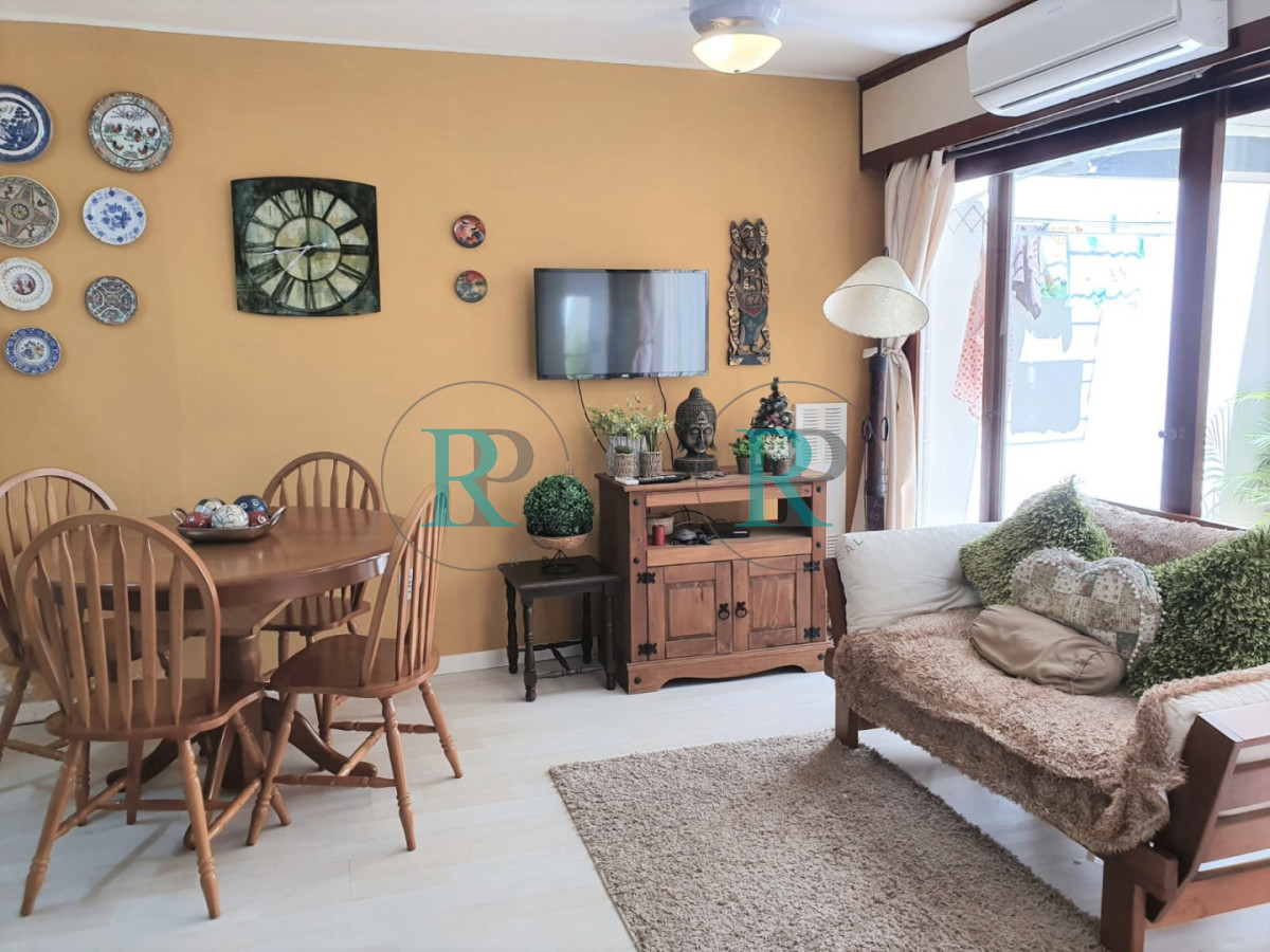 Apartamento ID.2646 - Apartamento en venta, oportunidad en Península, Punta del Este. 