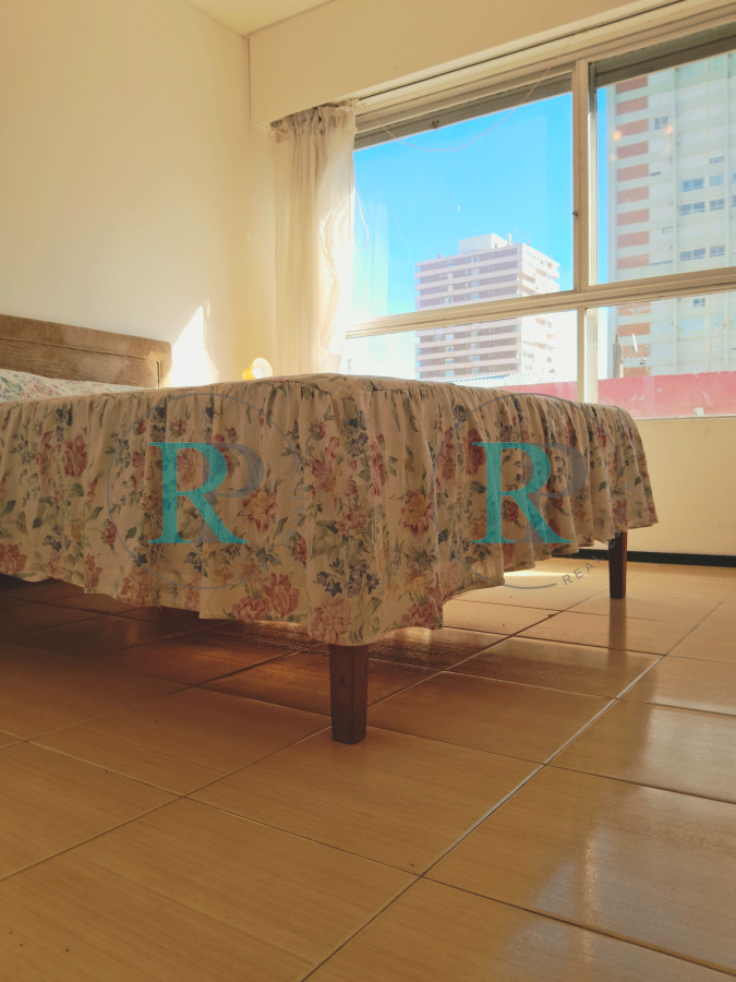 Apartamento ID.2161 - Oportunidad de negocio! Apartamento de 2 dormitorios y 2 baños con bajos gastos! 