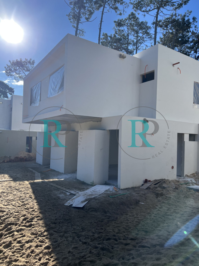 Casa ID.2602 - Casa a estrenar de 3 dormitorios en Pinares. Punta del Este 
