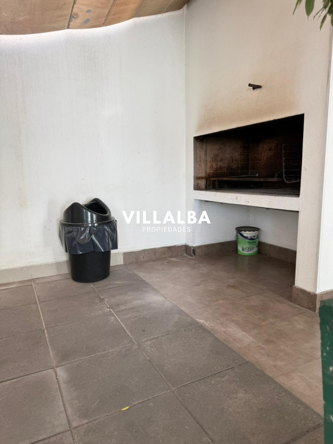 Apartamento ID.4014 - Amplio apartamento de 3 dormitorios y 2 baños, ideal para vivir todo el año o para renta.