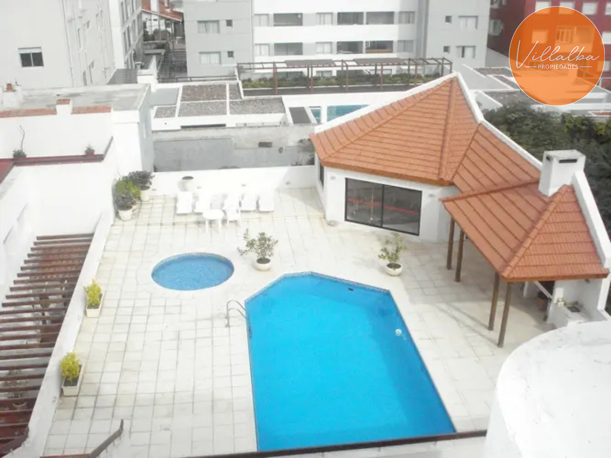 Apartamento ID.3489 - Oportunidad, apartamento en venta de 3 amplios dormitorios con garaje, en Punta del Este. 