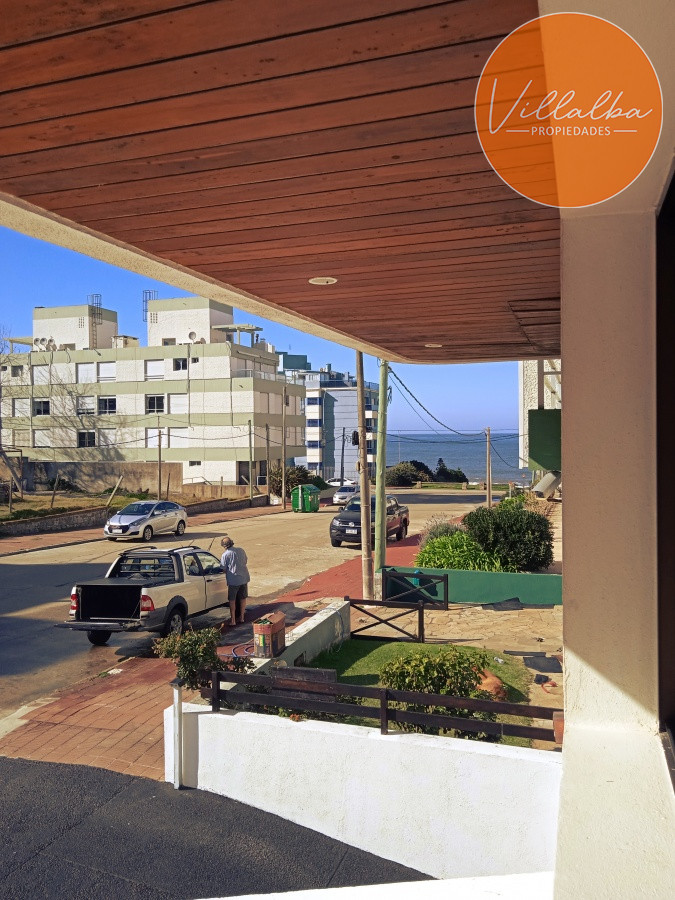 Apartamento ID.3489 - Oportunidad, apartamento en venta de 3 amplios dormitorios con garaje, en Punta del Este. 