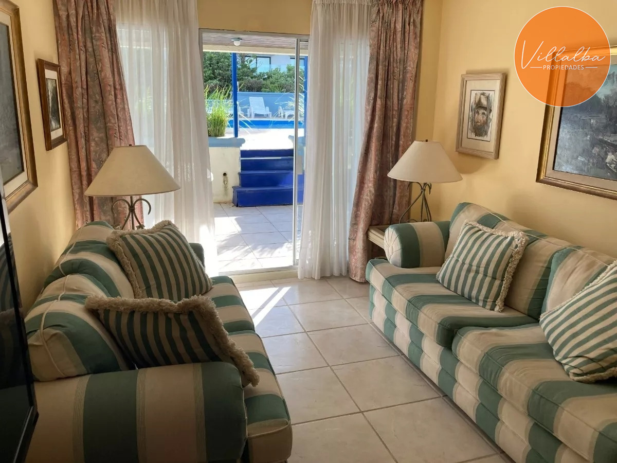 Apartamento ID.3490 - Apartamento con parrillero propio, 3 dormitorios. Punta del Este 