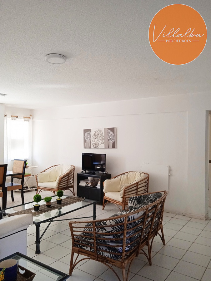 Apartamento ID.3489 - Oportunidad, apartamento en venta de 3 amplios dormitorios con garaje, en Punta del Este. 