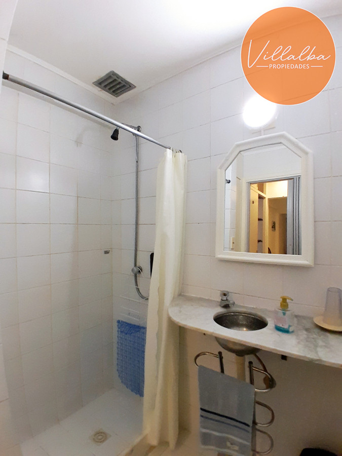 Apartamento ID.3489 - Oportunidad, apartamento en venta de 3 amplios dormitorios con garaje, en Punta del Este. 