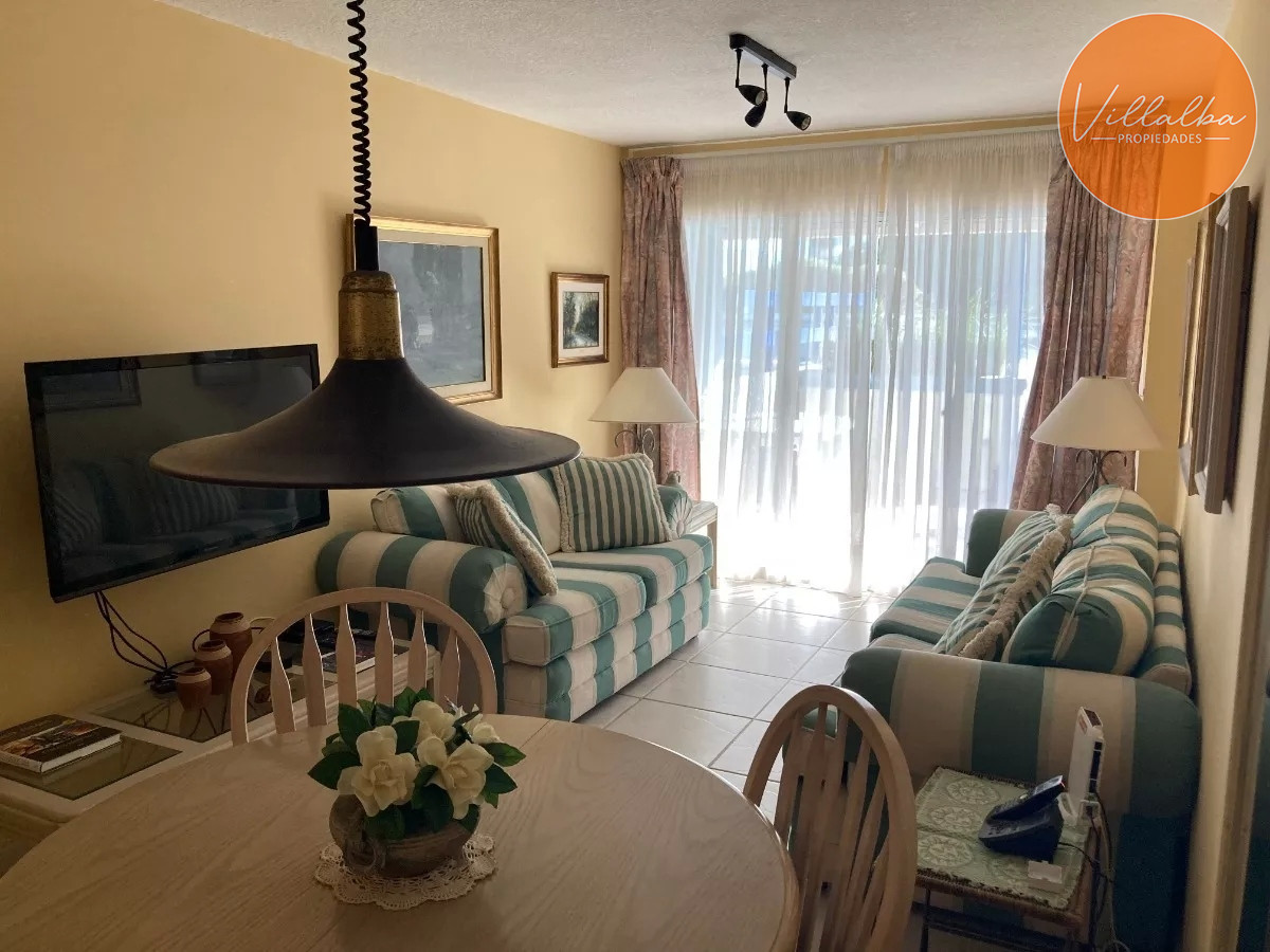 Apartamento ID.3490 - Apartamento con parrillero propio, 3 dormitorios. Punta del Este 