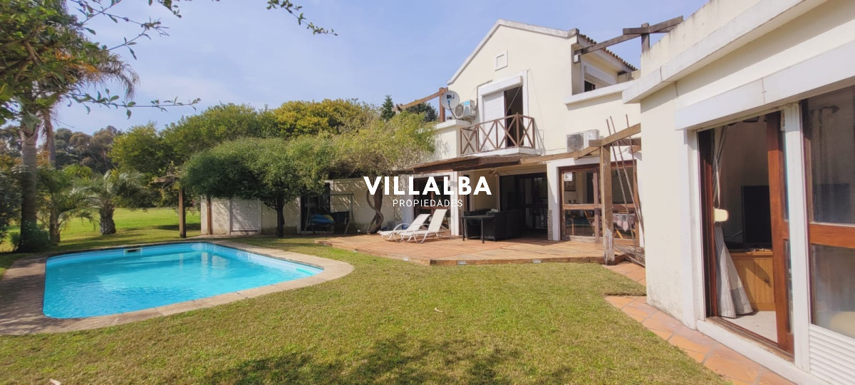 Apartamento ID.3345 - Hermosa casa a la venta 