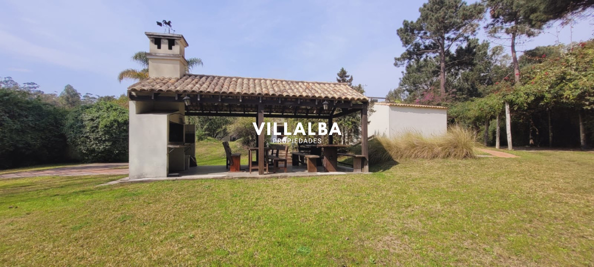 Apartamento ID.3345 - Hermosa casa a la venta 