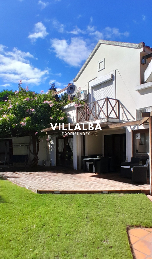 Apartamento ID.3345 - Hermosa casa a la venta 