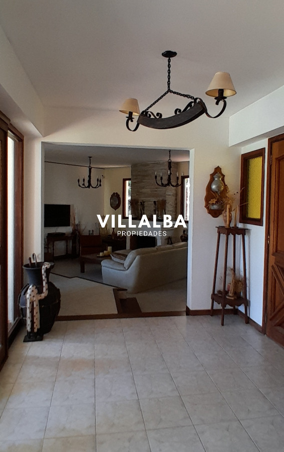 Apartamento ID.3345 - Hermosa casa a la venta 