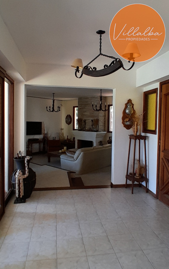 Apartamento ID.3345 - Hermosa casa a la venta 