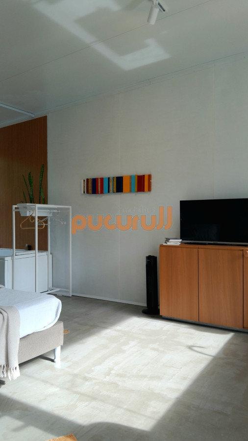 Casa ID.2117 - Mini loft con patio privado.