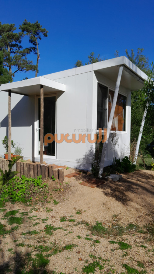 Casa ID.2117 - Mini loft con patio privado.