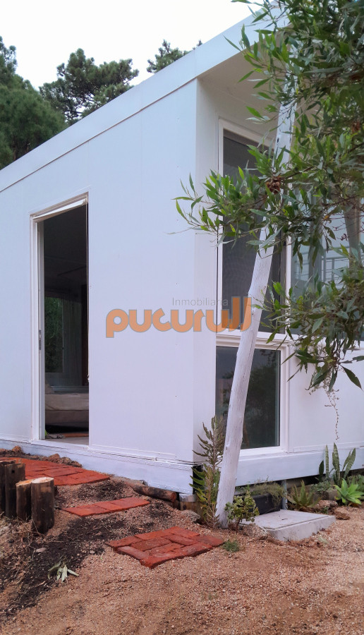 Casa ID.2117 - Mini loft con patio privado.