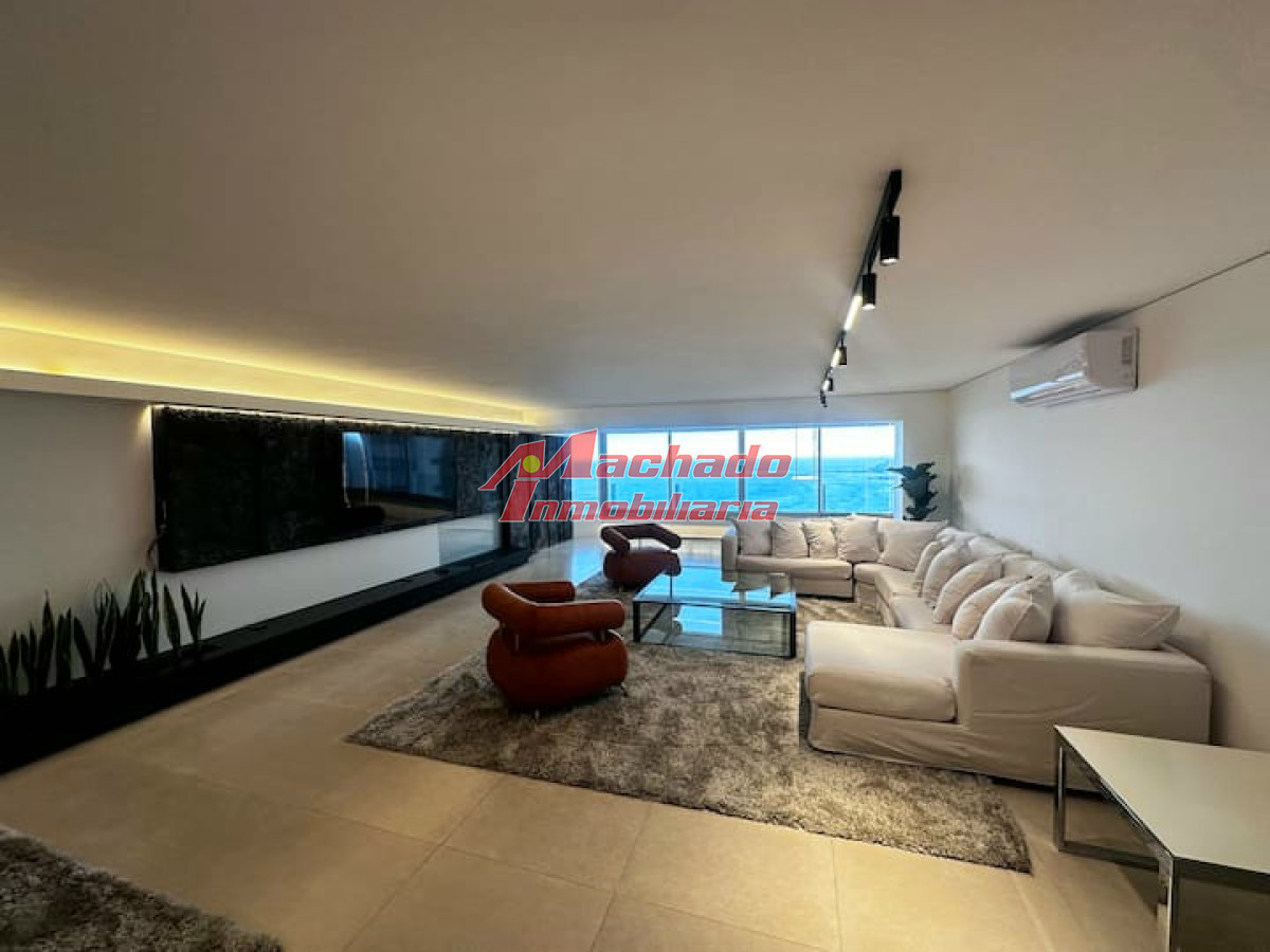 Brava - GoPunta - Portal Inmobiliario de Punta del Este - Maldonado