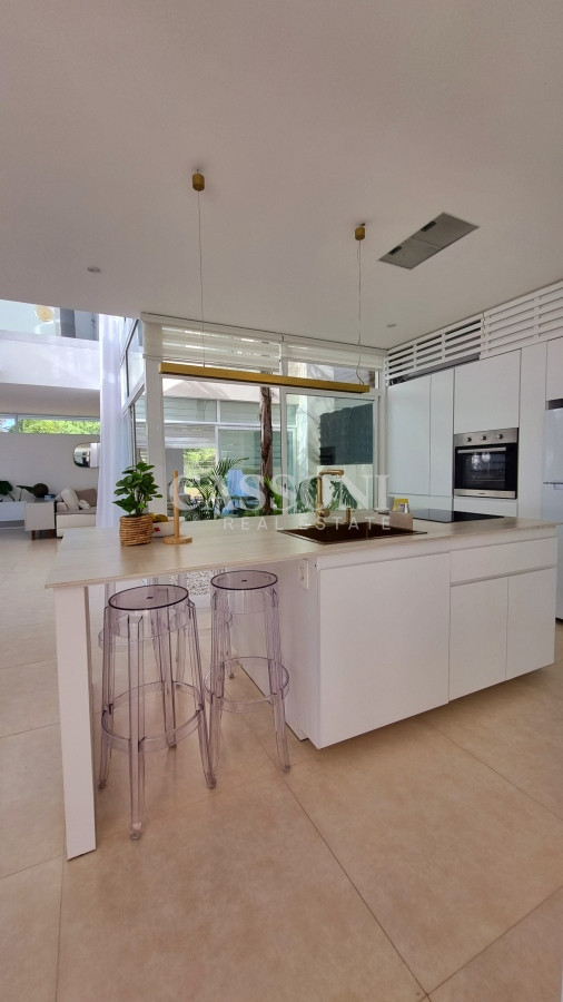 Casa ID.2251 - Casa de 4 dormitorios, en barrio privado, Solanas Country, Punta Ballena